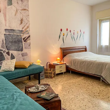 Letizia By Interhome